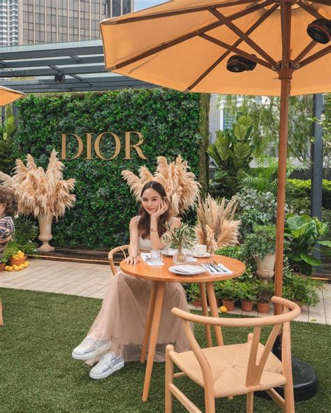 dior high tea klcc|Dior cafe malaysia.